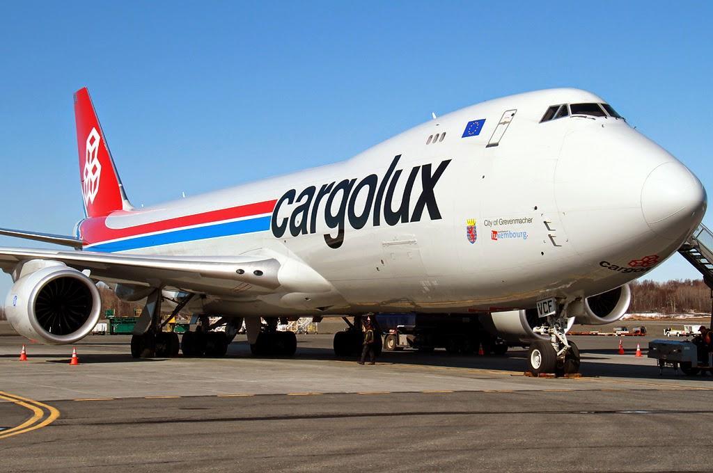 Еще один самолет требует экстренной посадки в Баку