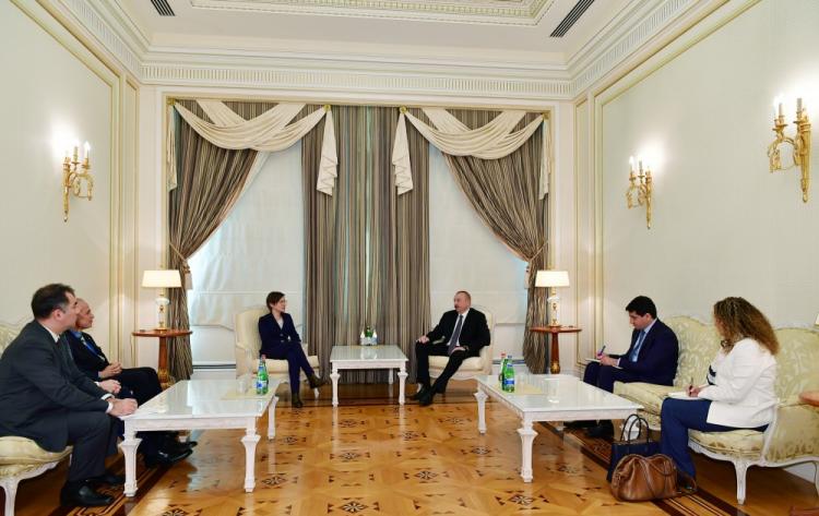 Президент Ильхам Алиев принял заместителя руководителя Программы Развития ООН