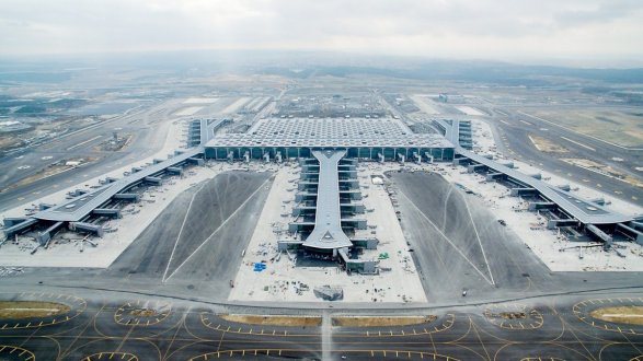 AZAL переводит все рейсы в Стамбул в новый аэропорт