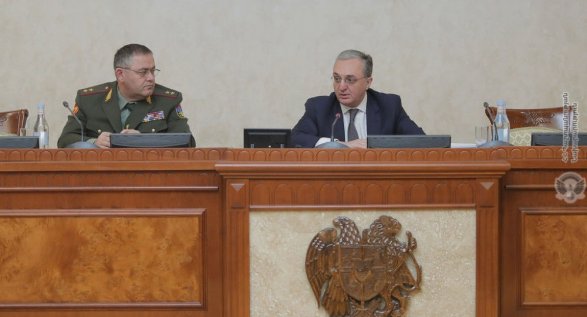 Глава МИД Армении: Альтернативы мирным переговорам по Карабаху нет