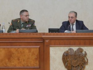 Armenian FM: There's no alternative to peace talks on Karabakh