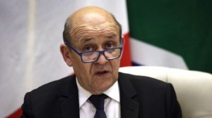 Conmen posed as French foreign minister to steal €8 million