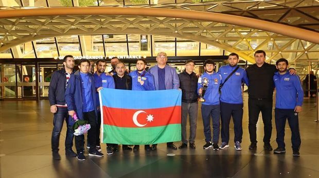 Чемпионы Европы прибыли в Баку - ФОТО/ВИДЕО