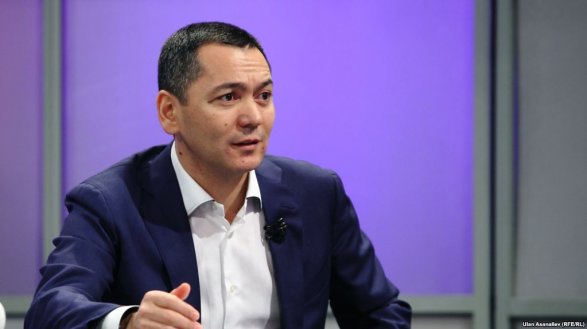 Лидер киргизской оппозиции отменил возвращение на родину