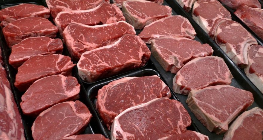 Азербайджан увеличил импорт мяса на 50%