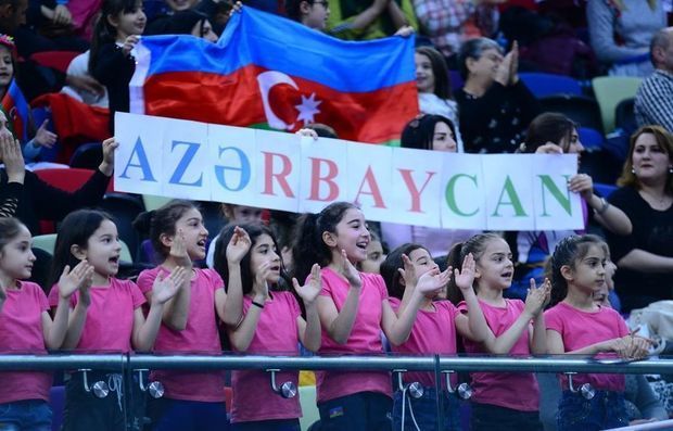 Эмоциональное исполнение гимна азербайджанскими спортсменками - ВИДЕО