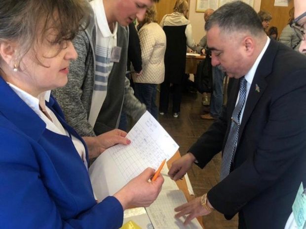 Азербайджанский депутат о своем участии в украинских выборах