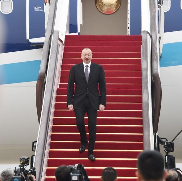 Ильхам Алиев в Китае - ФОТО