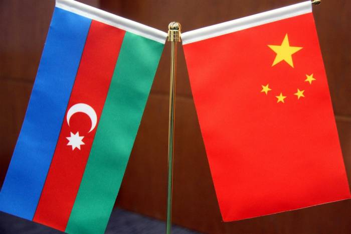 Азербайджан и Китай в 2019г отправят 30 контейнерных поездов