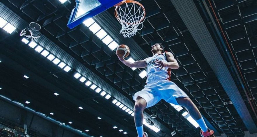 Азербайджанский баскетболист стал чемпионом Франции