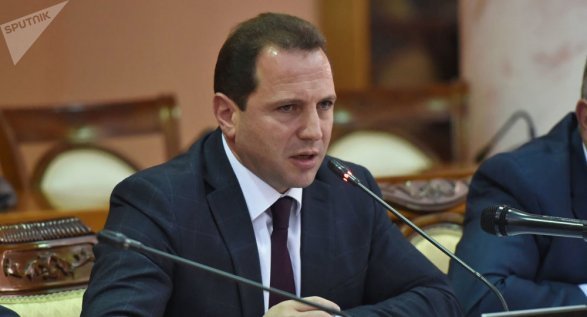 Министр обороны Армении заявил о готовности обмена пленными