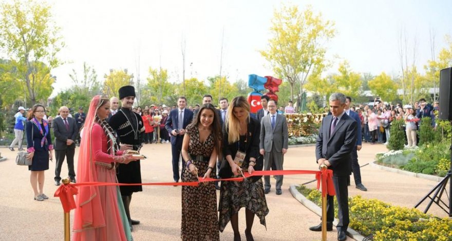 Лейла Алиева на открытии павильона Азербайджана в Пекине 