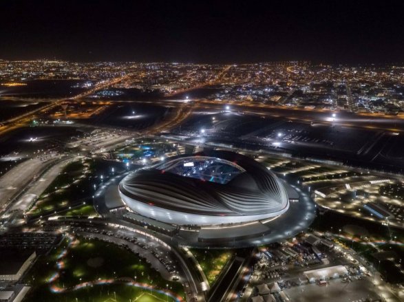 В Катаре открылся стадион по проекту легендарной Захи Хадид