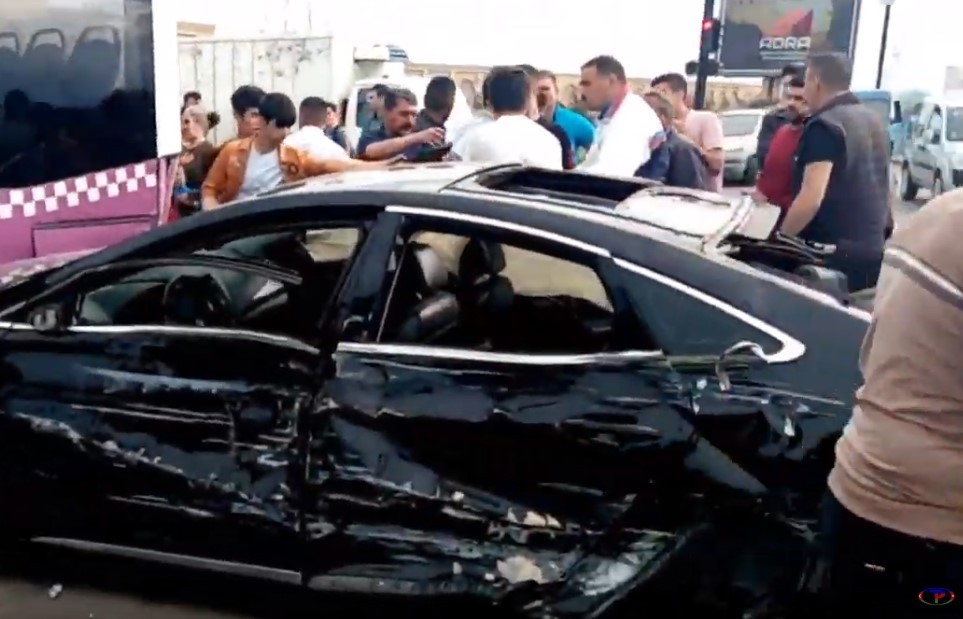 На дороге Баку-Сумгайыт авария, есть пострадавшие - ВИДЕО