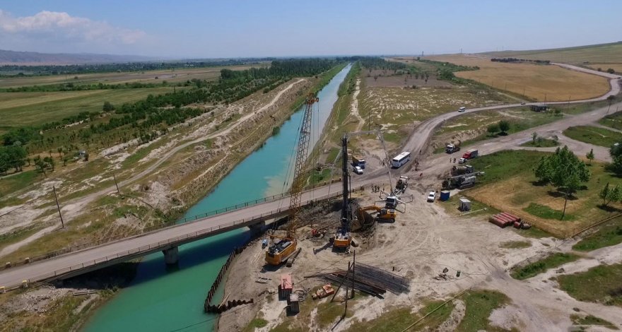 В Азербайджане продолжается масштабная реконструкция автомобильных дорог