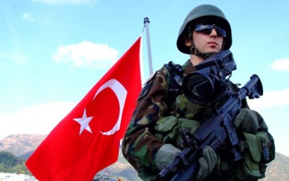 Тяжелые бои на востоке Турции: погибли военнослужащие