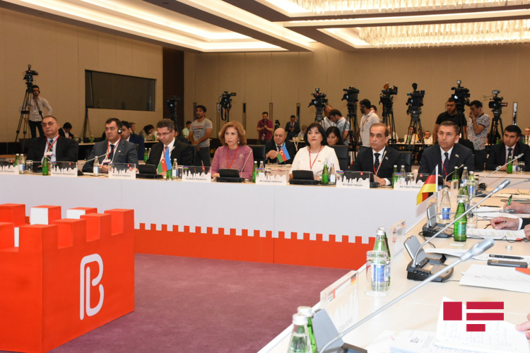 В Баку учредили «Бакинскую парламентскую платформу по диалогу и сотрудничеству»