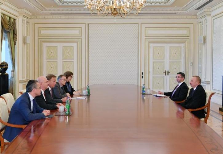Президент Ильхам Алиев принял вице-президента Бундестага Германии