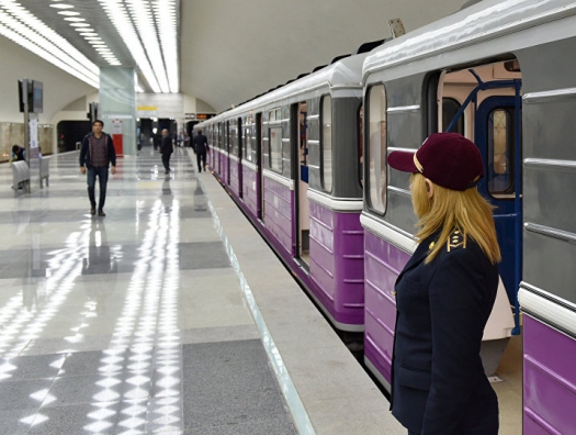 Задержки в бакинском метро 