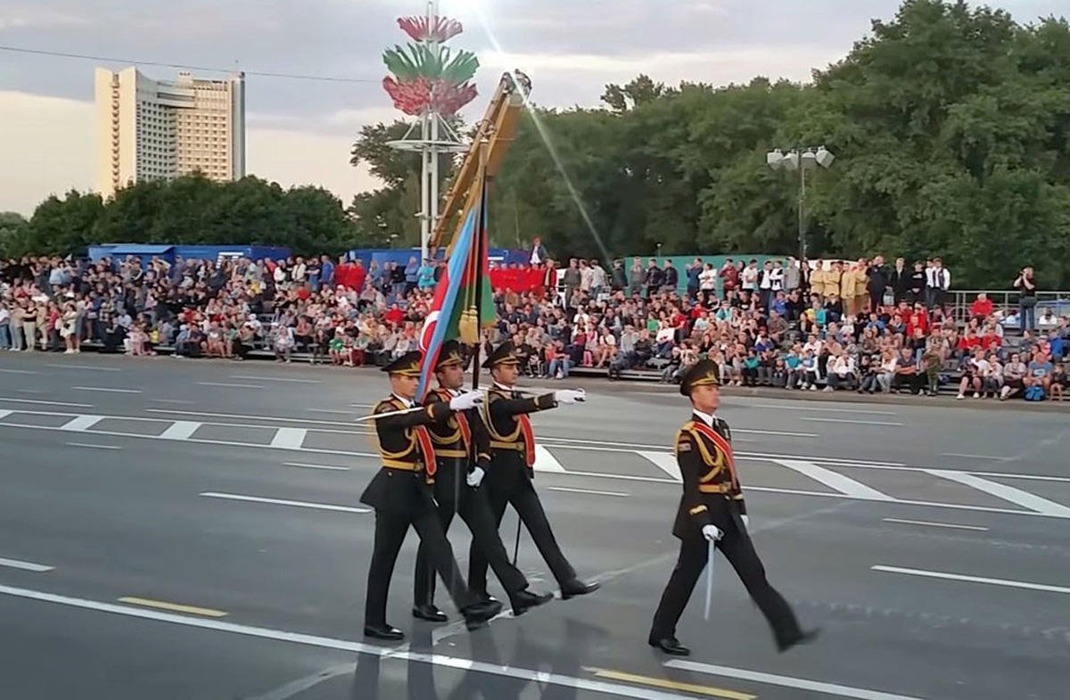 Azerbaijani servicemen take part in military parade in Belarus (PHOTOS)