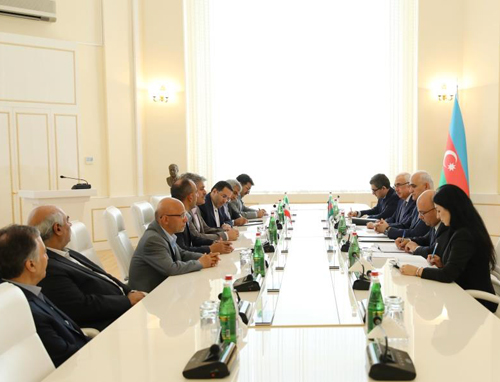 Баку предлагает Тегерану расширить сотрудничество в энергетике, АПК, торговли и МСБ