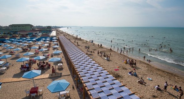Минэкологии снова о пляжах Баку и Апшерона