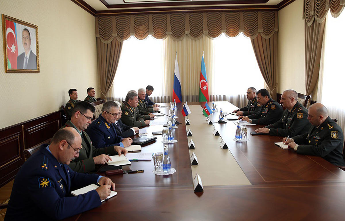 High-ranking military officials of Azerbaijan, Russia talk over Karabakh conflict (PHOTO/VIDEO)