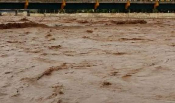 4 dead in east China rain-triggered flood
