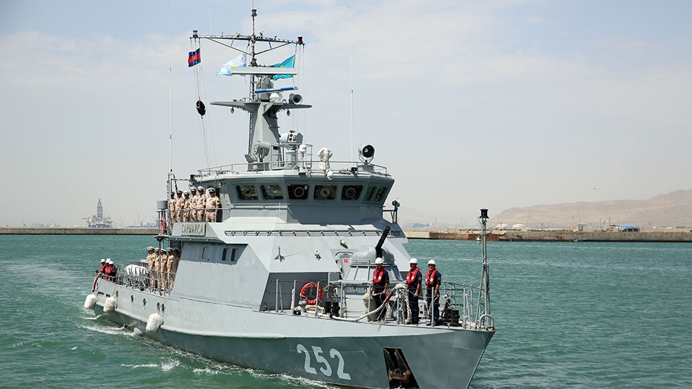Военный корабль Казахстана прибыл в Азербайджан для участия в Кубке моря