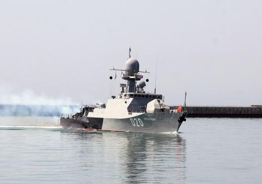 Военные корабли России прибыли в Азербайджан для участия в Кубке моря