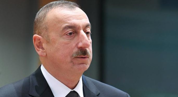 Ильхам Алиев принял верительные грамоты новых послов