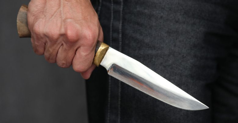 В Баку 42-летнему мужчине нанесены ножевые ранения