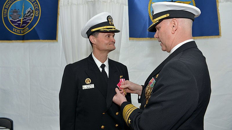 Azərbaycanlı general ABŞ donanmasında komandan təyin olundu - FOTOLAR