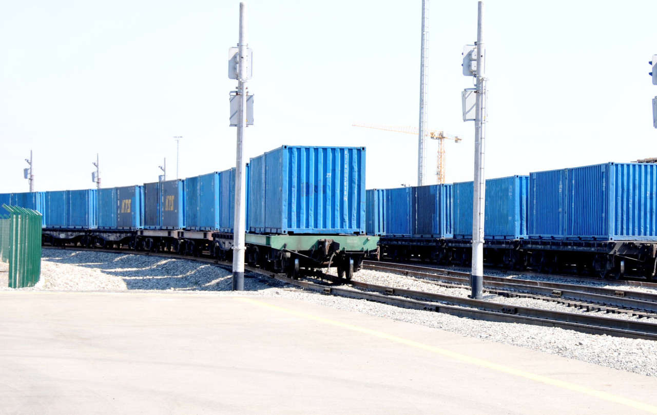 4.1M tons of transit cargo transported via Azerbaijan
