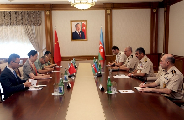 Азербайджан и Китай обсудили военное сотрудничество