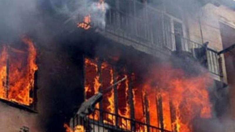 Paytaxtda dəhşətli hadisə: gənc qız özünü yanan binanın 14-cü mərtəbəsindən atdı - ANBAAN VİDEO