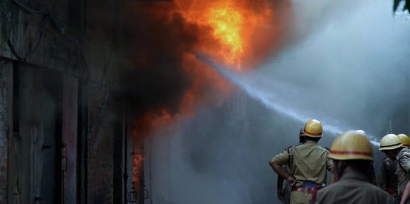 На химзаводе в Индии произошел взрыв