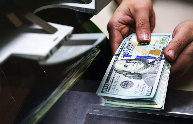 SOFAZ increases sale of foreign currency to Azerbaijani banks 