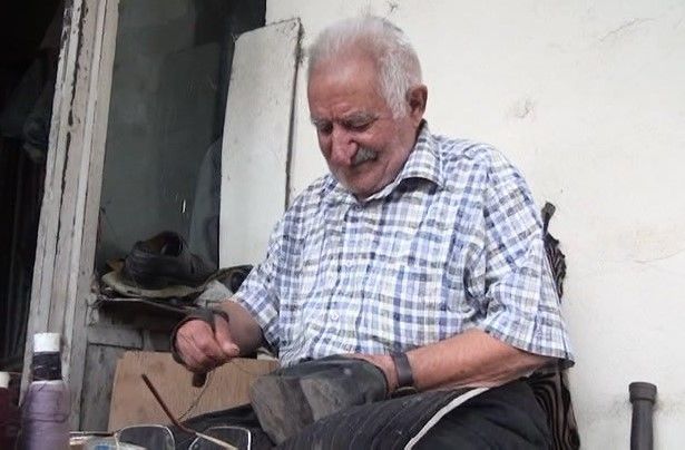 85 yaşlı pinəçinin Almaniyadan alınmış 65 illik yol yoldaşı - VİDEO