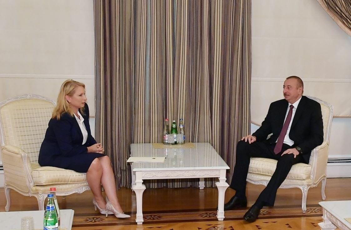 Президент Ильхам Алиев принял министра экономики и устойчивого развития Грузии