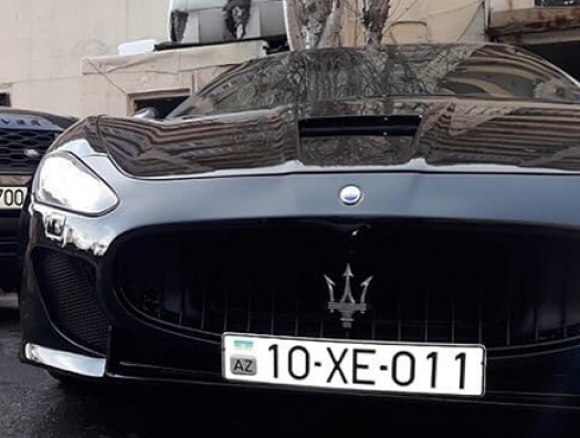 В Баку водитель Maserati устроил смертельное ДТП