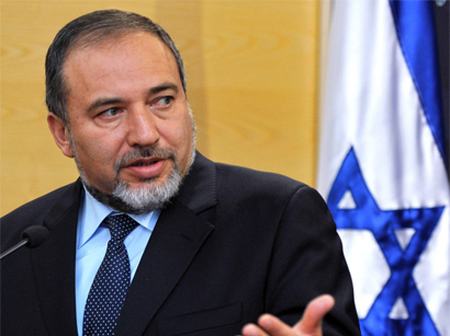 Israel's Lieberman calls for unity government
