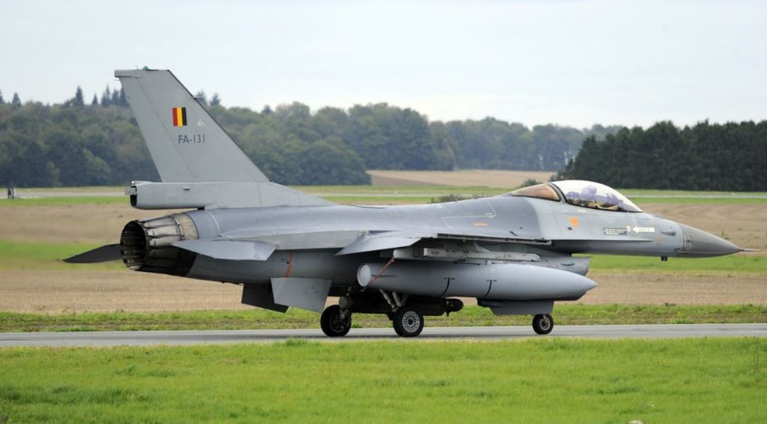 Во Франции разбился истребитель F-16