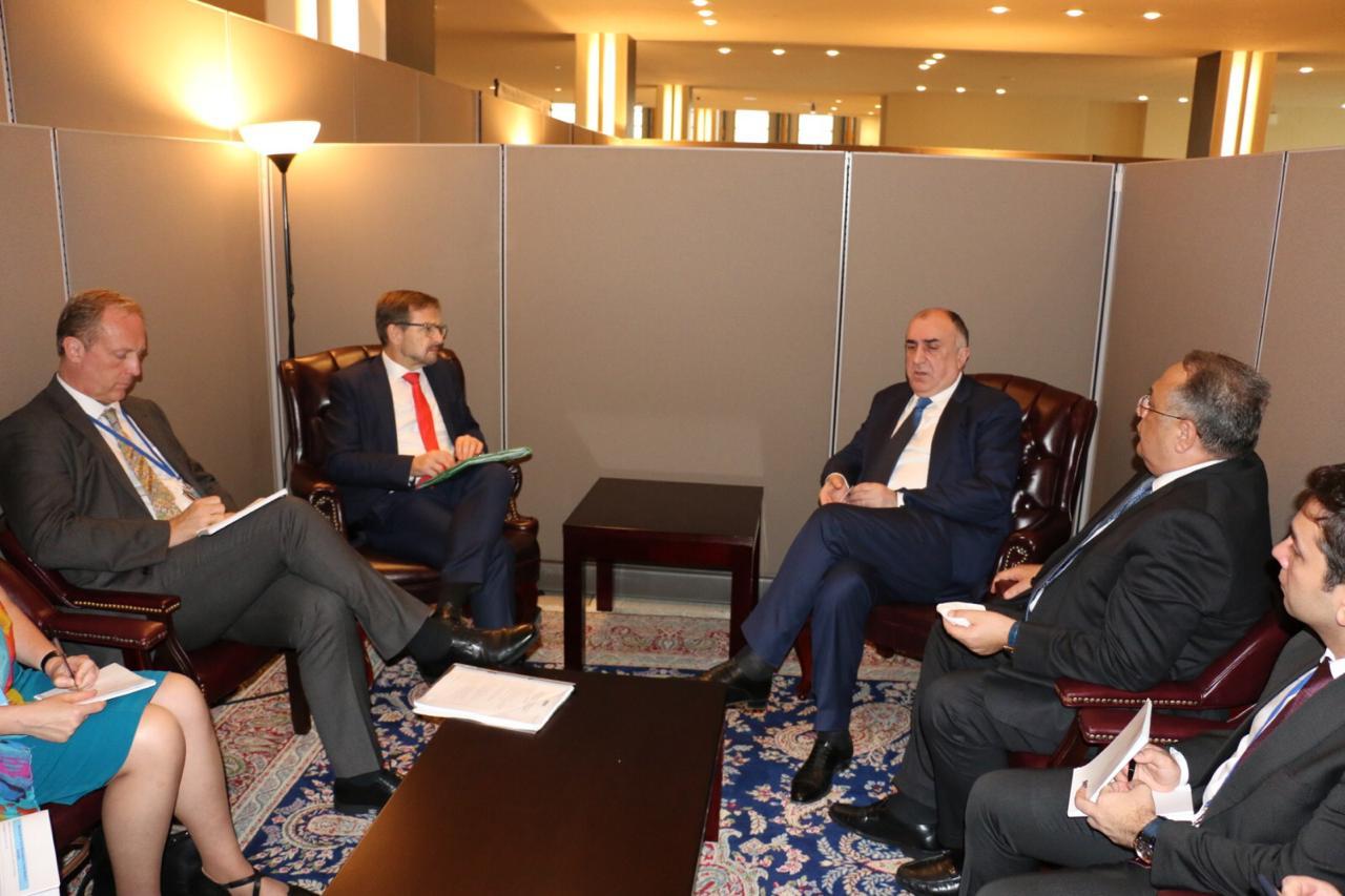 Azerbaijani FM meets with OSCE Secretary-General (PHOTO)