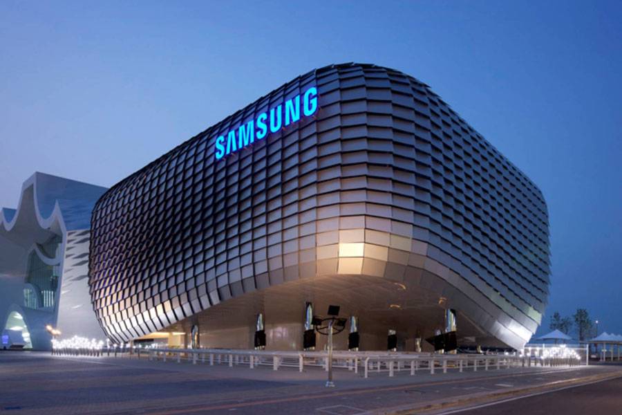 Samsung вложит $11 млрд в создание дисплеев нового поколения