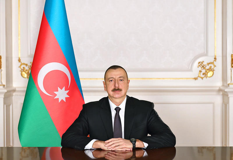 Президент Ильхам Алиев наградил Ису Габиббейли орденом «За службу Отечеству»