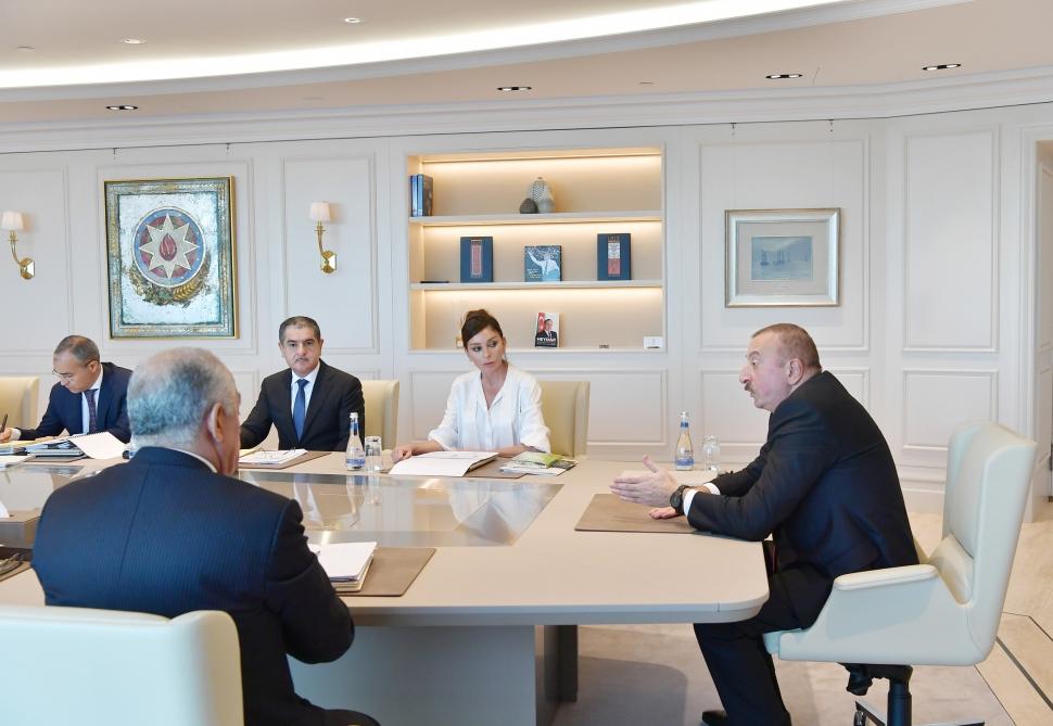 При Президенте Ильхаме Алиеве прошло экономическое совещание 