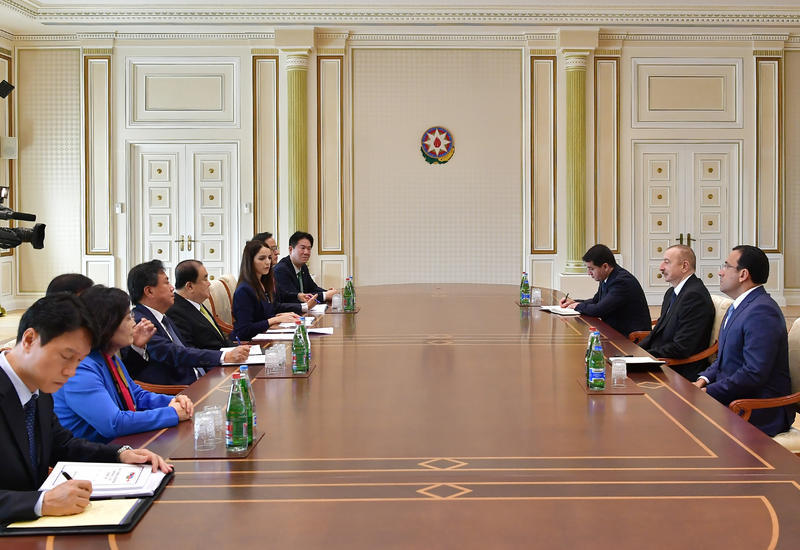 Президент Ильхам Алиев принял делегацию во главе с председателем Национальной ассамблеи Республики Корея