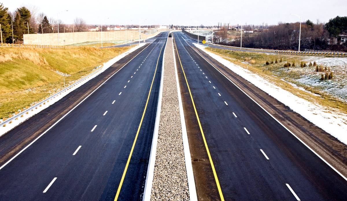 Азербайджан завершит строительство новой автомагистрали от Баку до границы с РФ