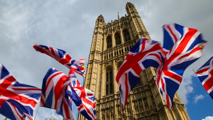 Британские депутаты проголосуют по поправке об отсрочке Brexit
